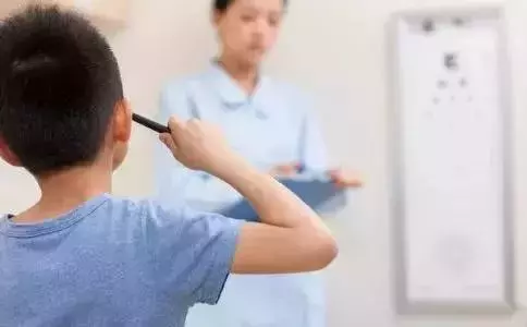 刷屏！新加坡一年一度開學大戲上演！好多家長和孩子淩晨4點就醒了