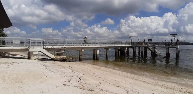 榜鵝:客路豬寮外行舟綠水前