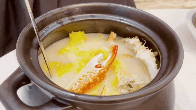 三人行新店開業!三人來吃就送招牌菜!全島三店同慶