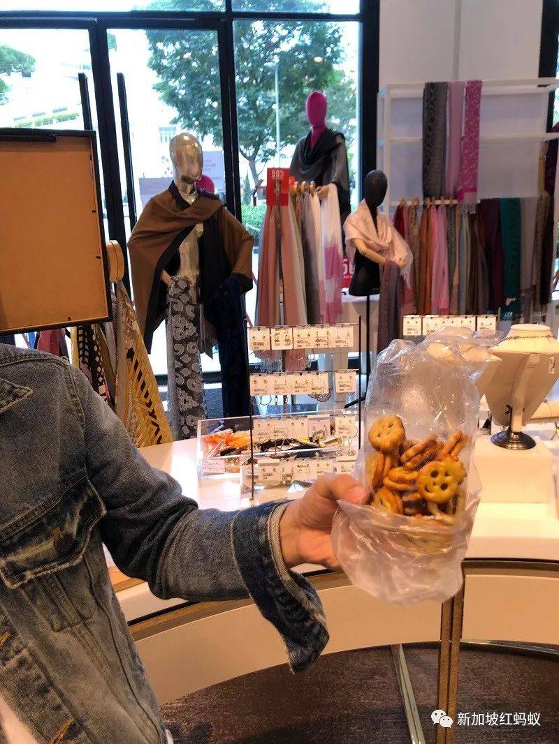 獅城百年商場關門前最後一個月，有什麽不爲人知的一面