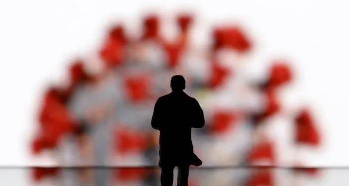 新冠疫情加劇焦慮,新加坡議員提出四方面措施改善心理健康