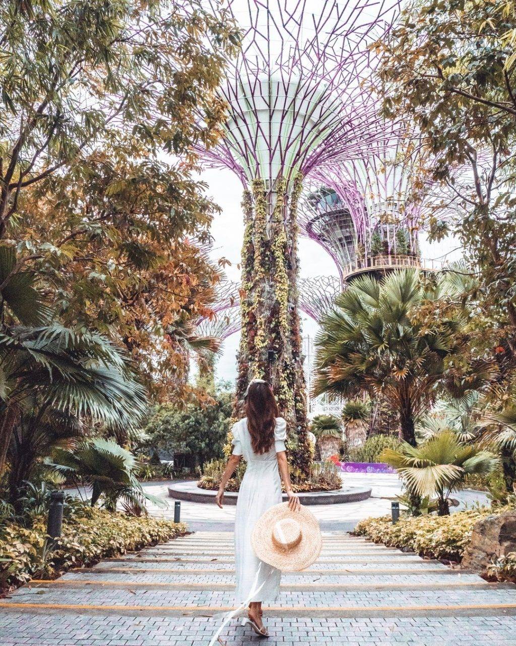 Hello Kitty首降樱花展🌸 滨海湾樱花展增添可爱元素,日本萌宝到场助阵!不能去日本就去滨海湾😎