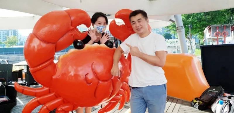 克拉碼頭”螃蟹之家”河畔，環境好與辣椒螃蟹美食好介紹