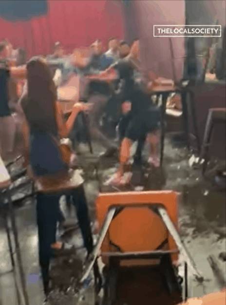 昨晚！新加坡這個地方，上演全島最“刺激”的平安夜混戰