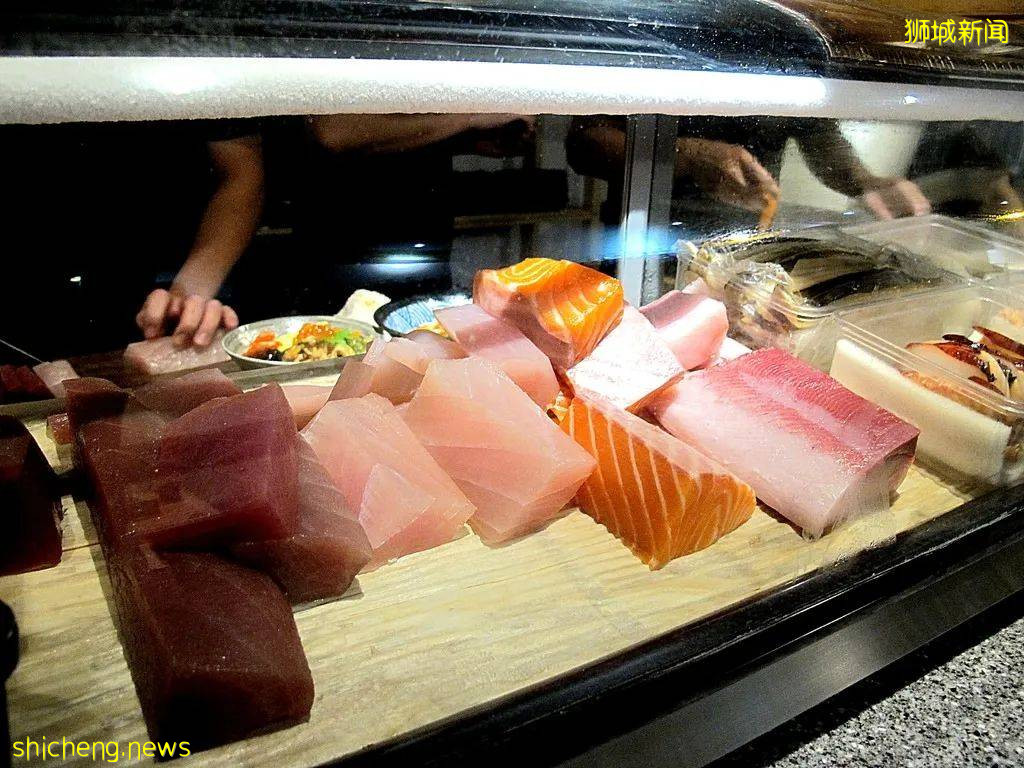 这碗海鲜丼逆天了,超级赞!必吃!新加坡网红日料店请大家免费吃