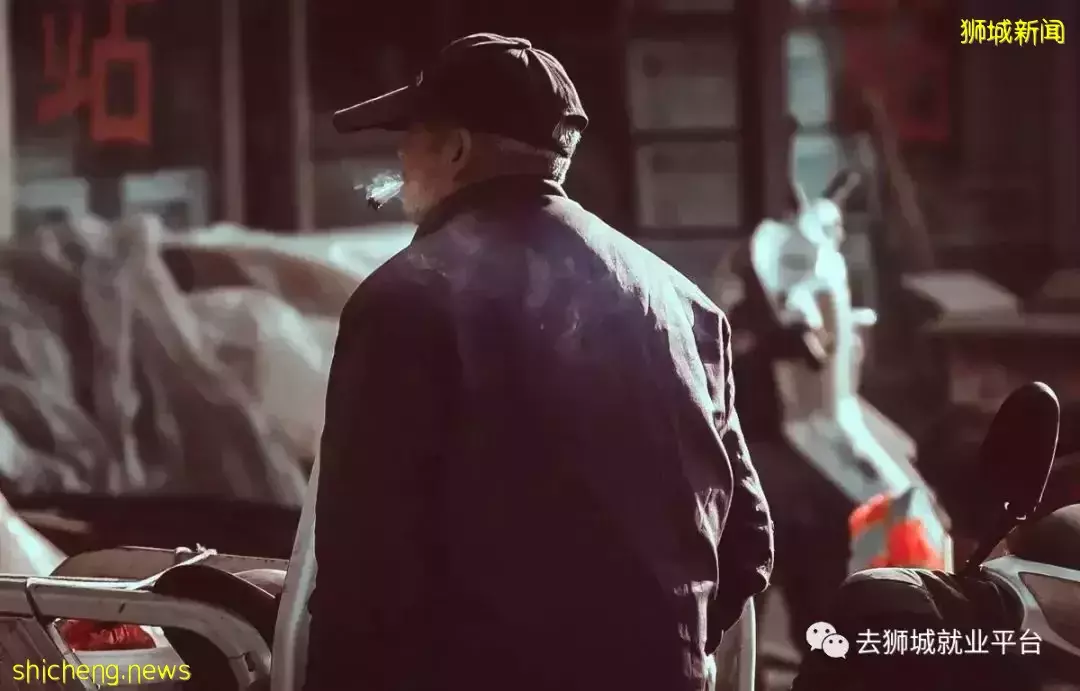 新加坡禁烟令升级!公园大爷不乐意了!廖凡、于和伟干脆没法去