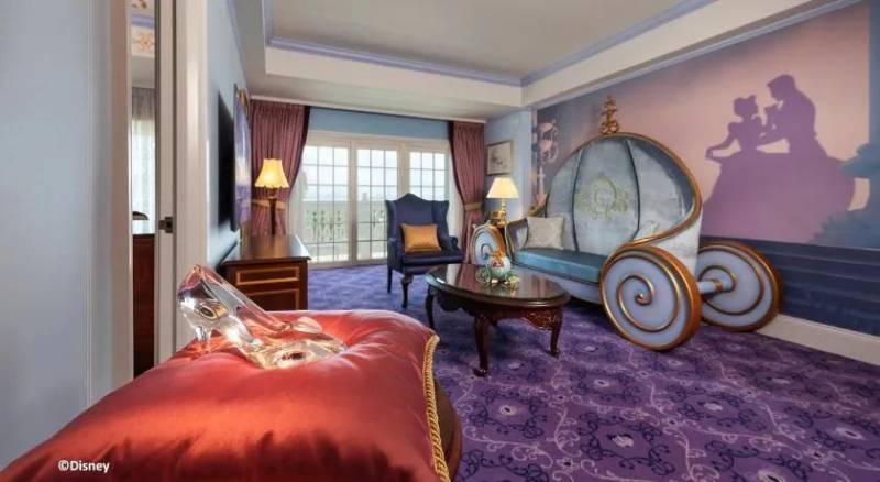 新加坡烏節路超100家美食打折、名牌鞋包買一送一