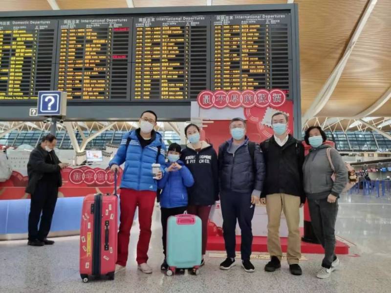 到达新加坡，出关、入关，一切顺利！（附：流程）