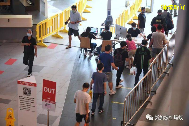 住在新加坡工地宿舍的客工日後將被“囚禁”？　人力部：以訛傳訛