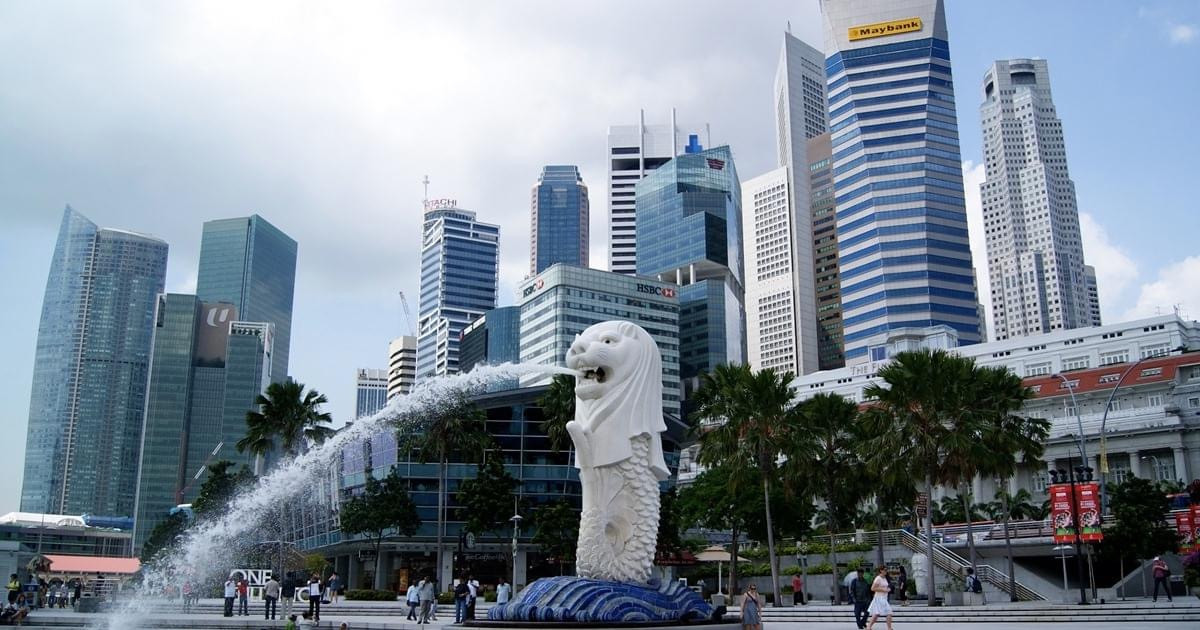 【新冠肺炎】獅城允更多員工返公司上班　辦公大樓現人潮