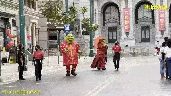 搶票，僅2天！新加坡環球影城新春活動不用排隊！酒水無限暢飲，功夫熊貓等武術表演太刺激了