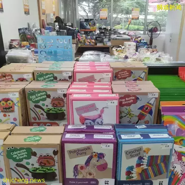 Times图书清仓大促低至3折!还有25新币一袋书的活动哦