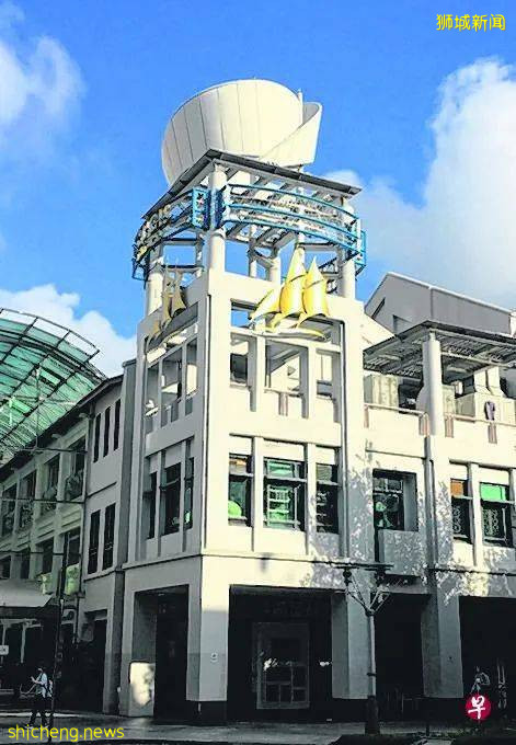 曾是种不出豆蔻的贫地,却终成为新加坡最繁华的地带,还曾有过壮观火车桥