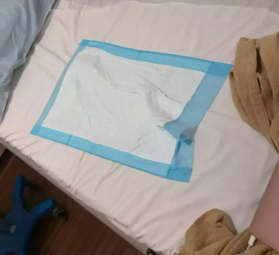 【苟活】我是新加坡第一個因爲大姨媽失血過多而進急診的衰狗嗎