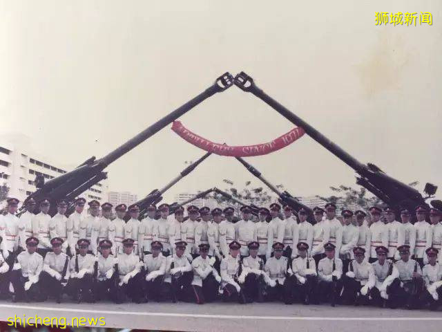 新加坡向军人们,致敬