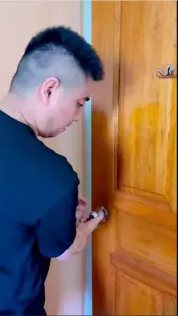 越堤族VTL回國 給妻小驚喜 妻子卻驚嚇 跌坐在地