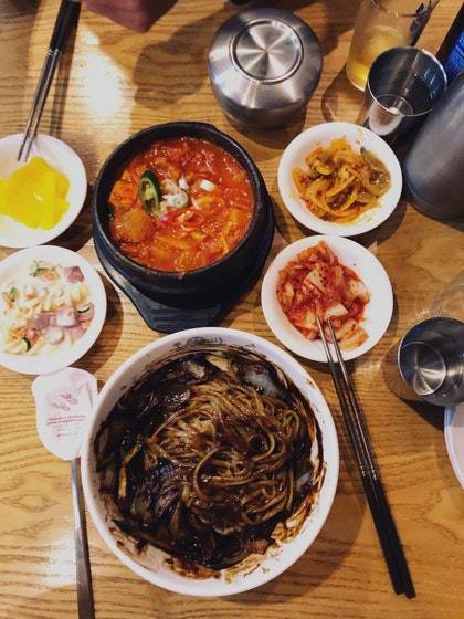 盤點新加坡最好吃韓式炸醬面！！快來打卡奧斯卡《寄生蟲》同款吧