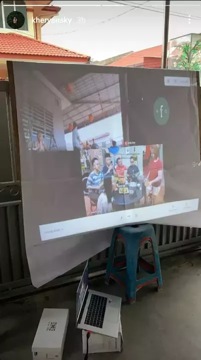 抢不到巴士票机票太贵 . 新马VTL暂冻结 部分游子不回乡