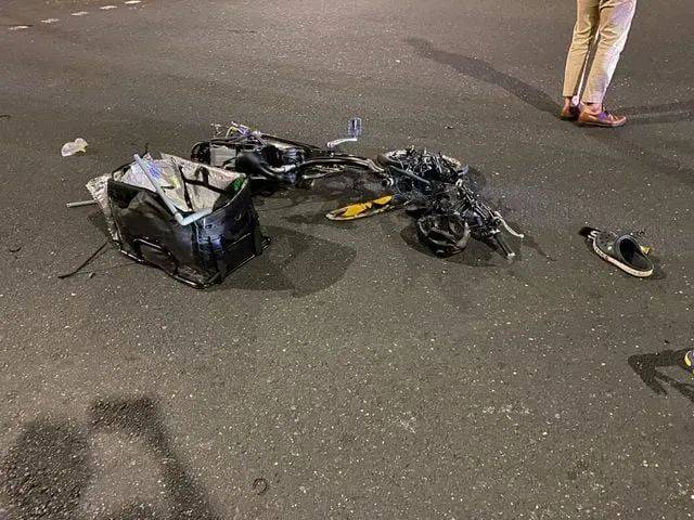 新加坡外卖小哥被酒驾司机撞死！8岁女儿哭喊：好想爸爸