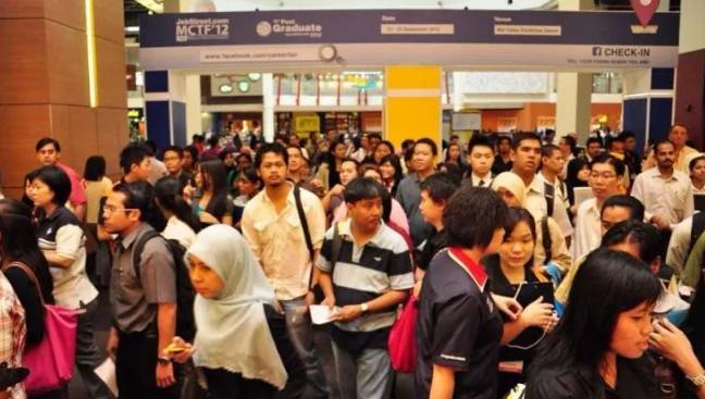 新加坡人口全靠移民，《人口简报》出炉，结果：人口猛增，新生儿持续叫“跌”