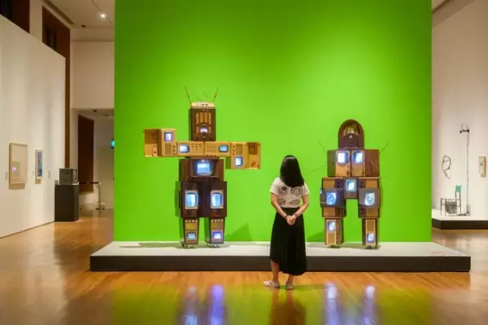 刷爆朋友圈的白南准世界巡展，最後一站就在新加坡！隨手一拍都是大片