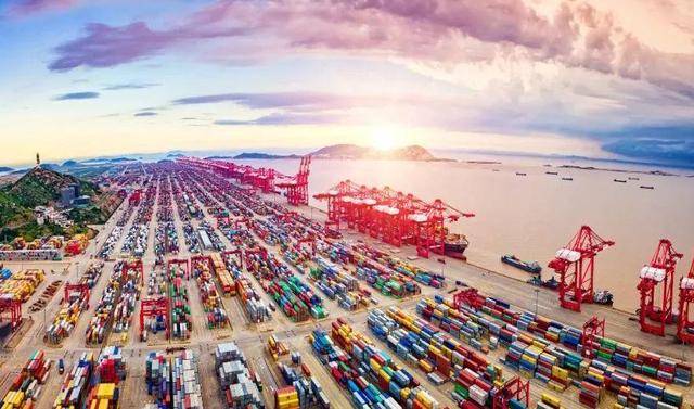 新加坡国父:不看好欧美后期发展,不确定新加坡是否还会存在