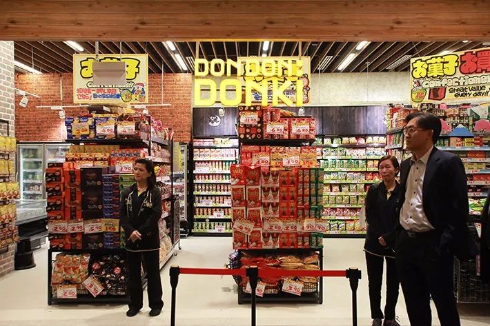 日本最大折扣店Don Don Donki在Orchard Central开业了