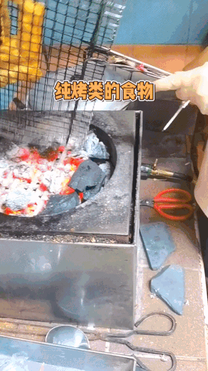 隐藏在新加坡小贩中心的地道美食！开业48年，这样食物最多回头客