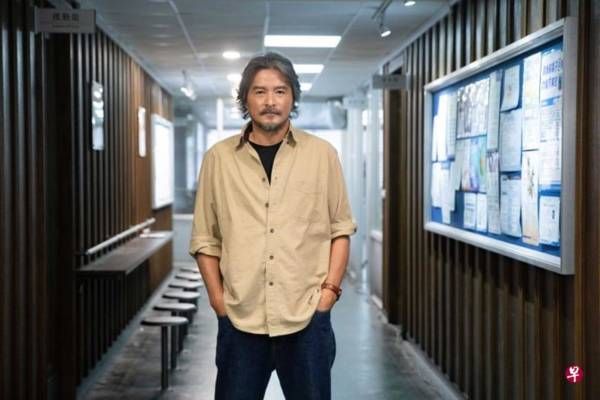 李铭顺飞台湾拍戏 错过儿子上小学第一天