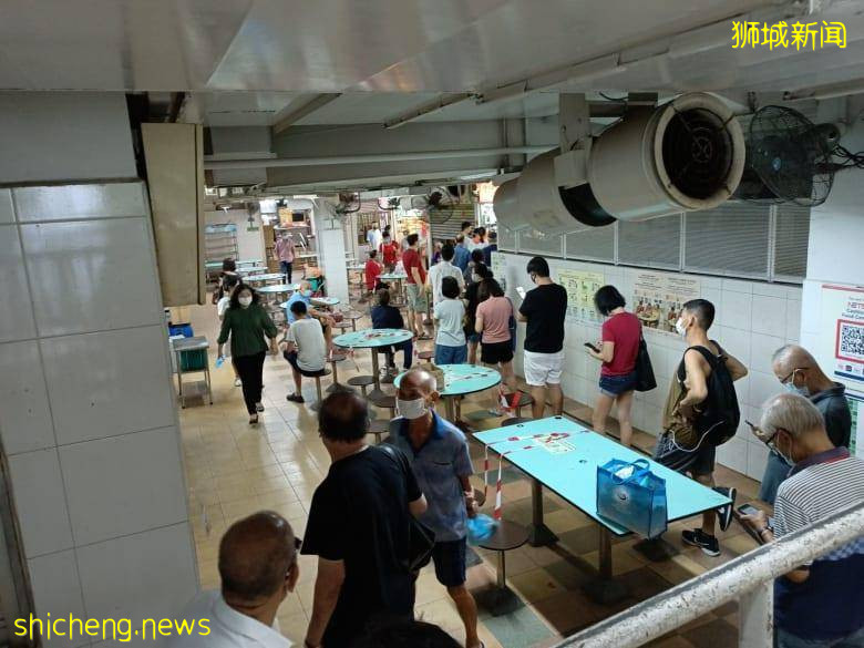 狮城老字号粽子店排长龙   商家：生意比疫情前好