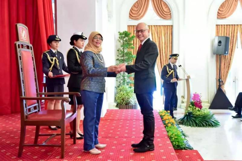 樸素親民,與善同行!這樣的新加坡最高國家元首你見過嗎