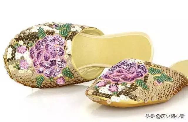 新加坡的“娘惹”文化如何形成的，跟中国有联系吗