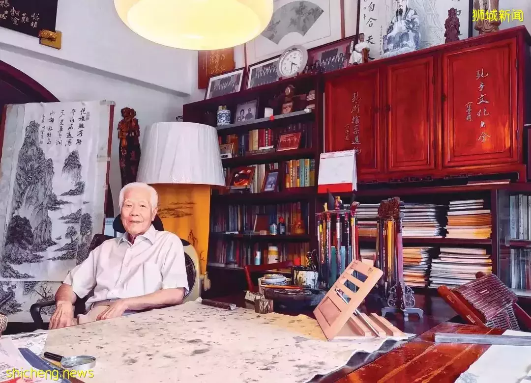 停云染毫晚晴美——新加坡第二代书法名家洪云生