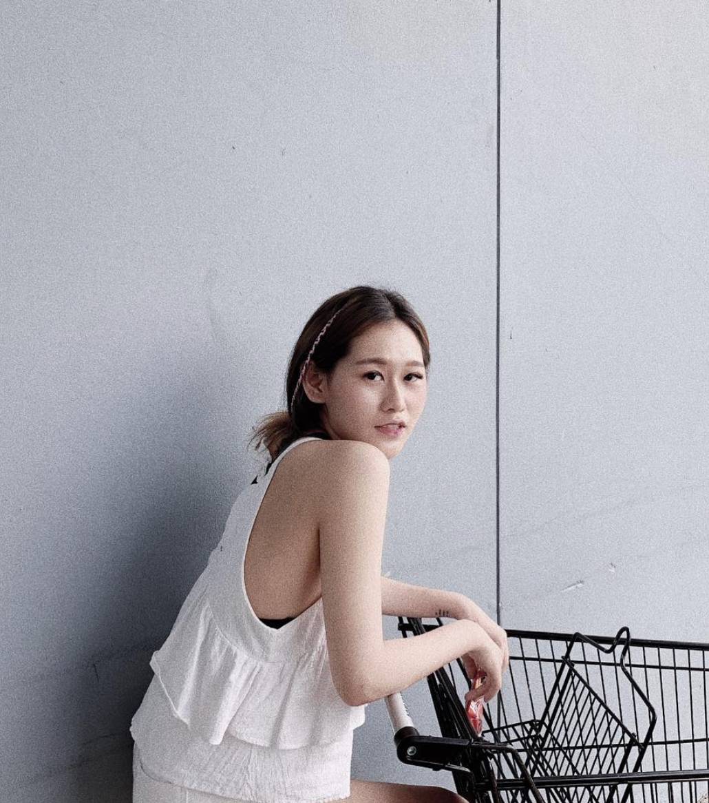 新加坡"最美"女網紅風光出獄了!她過得怎麽樣