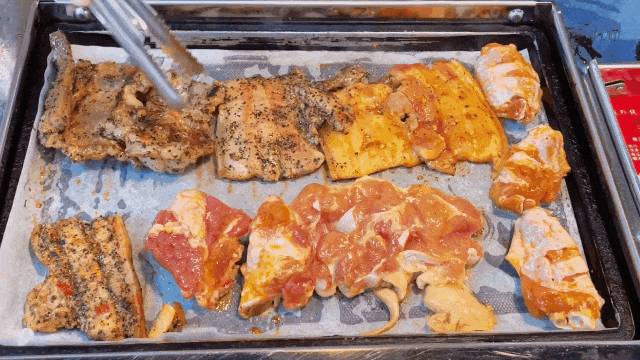 吃火锅自助就送烤鱼！好来屋年终劲爆福利已上线