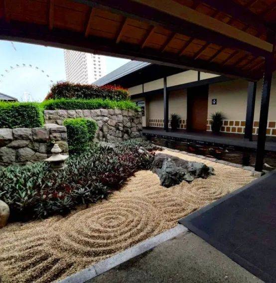 日式庭院风Keyaki餐厅,带你从新加坡穿越到京都!奢华龙虾鱼生已上线