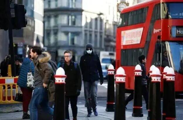 英国疫情吓坏全球，新加坡暂未发现变异传染力更强变异毒株