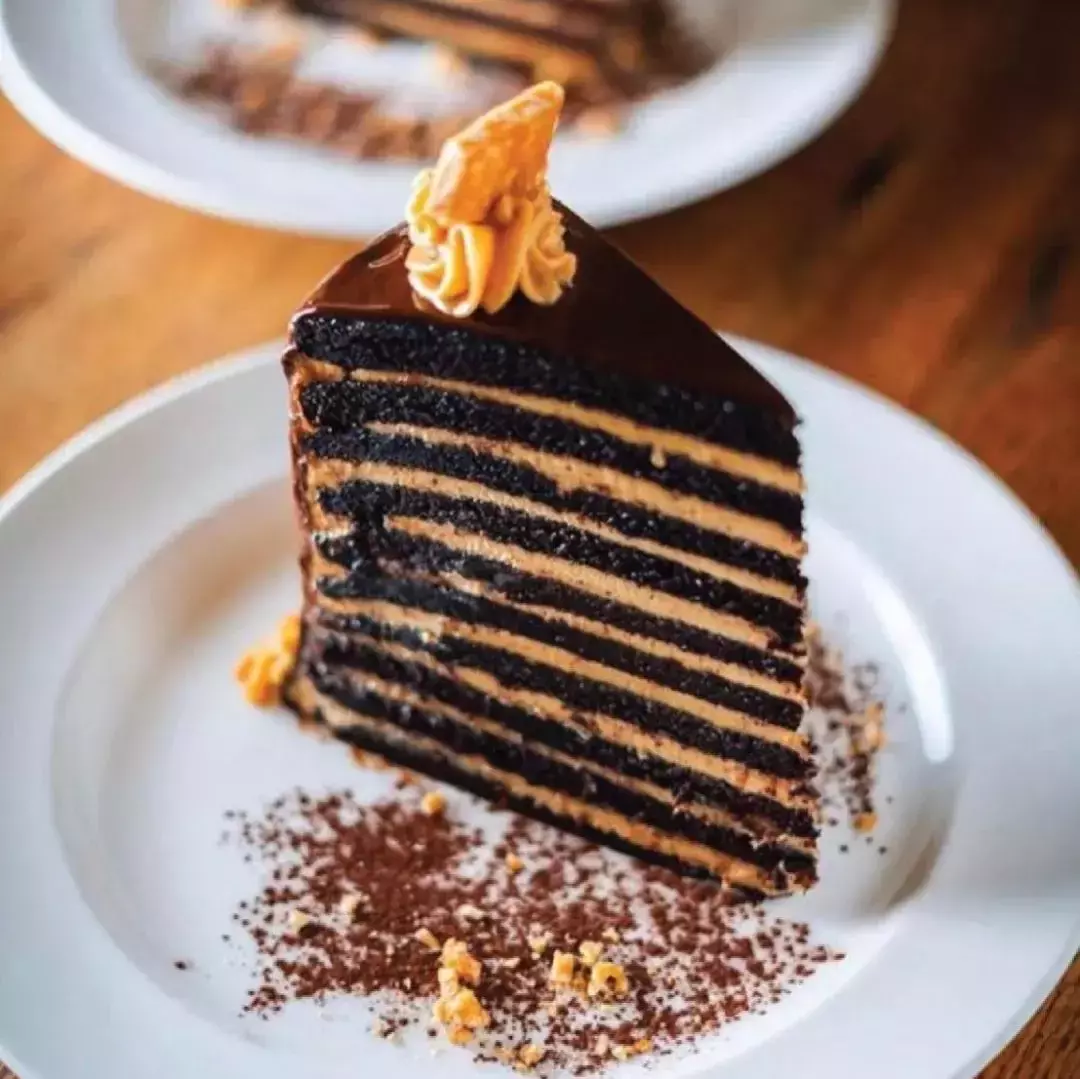 2022伊始，讓坐擁濱海灣無敵美景的餐廳，來開啓元氣滿滿的新年吧