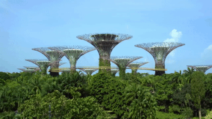 李显龙发文点赞:奥特曼闪现新加坡,飞越滨海湾、打败小怪兽