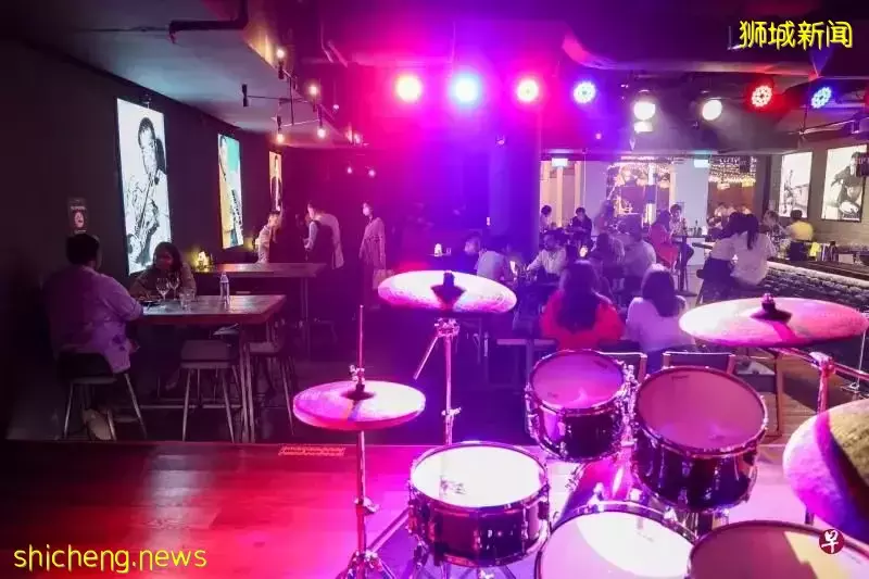 新馬陸路邊境重開,餐館做好准備並盼員工回流 !入境申請尚未開放,包車與拼車業者暫且觀望