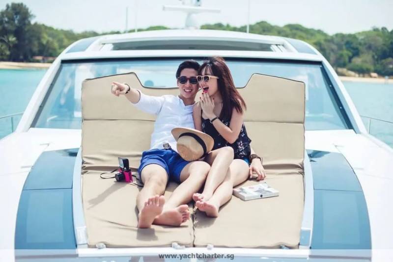 生日、求婚、潛水、團建！10個租遊艇的攻略，人均不到100新幣，低至5折