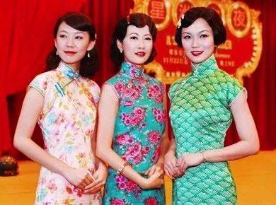 一套定制的服裝有多美？新加坡姐妹藝術時裝店打造專屬你的美!