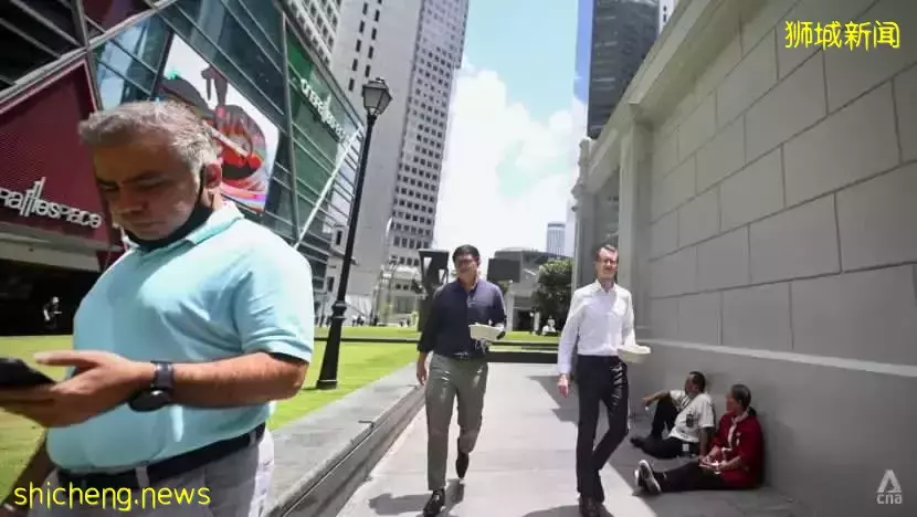 在办公室是否要摘下口罩 上班族各持已见