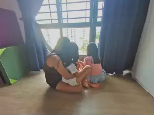 女佣中了新冠才知道,老母亲辛苦养了几年的娃竟然是别人的小棉袄