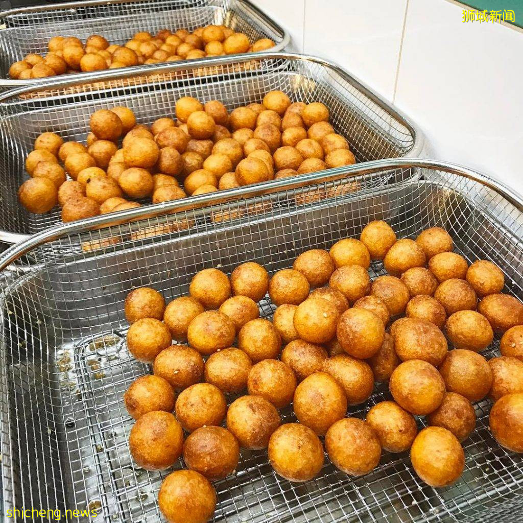 又香又脆的手工红薯球!Chinatown人气小店每日现做,去晚了就买不到咯