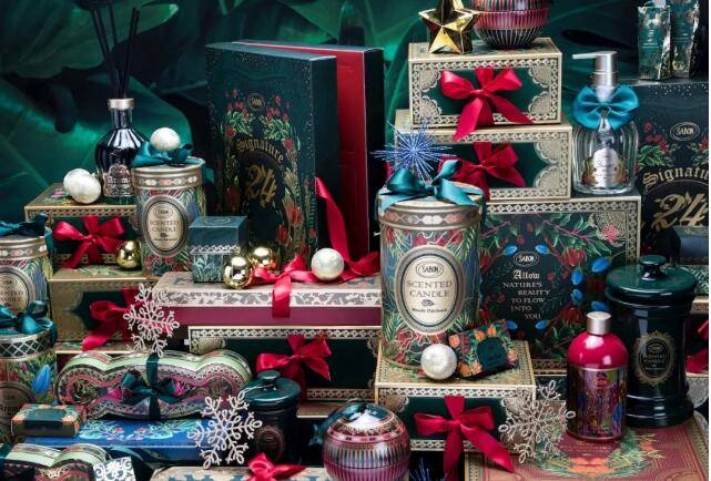 新加坡圣诞节亮灯了，打call、搞事情...看乌节路简直美翻了