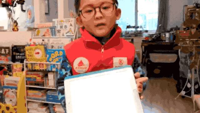 新加坡總理秀才藝,百萬網友瘋狂打Call!究竟秀什麽那麽稀奇