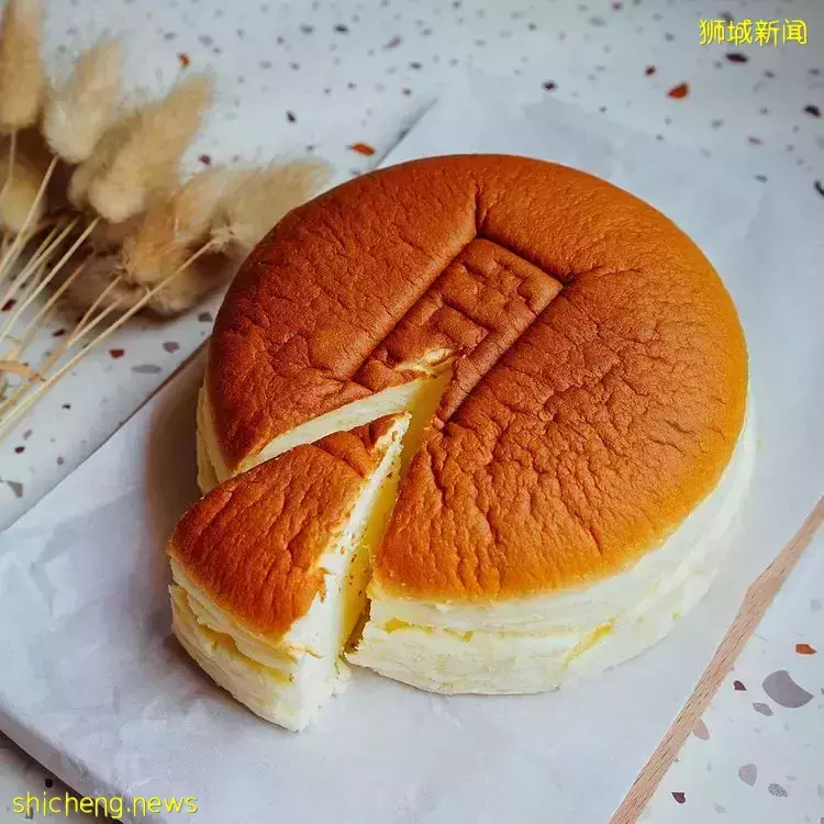 日式起司蛋糕Kiroi,每日现烤超新鲜!空气感十足,一摇便晃动,隐藏的平价美味👍