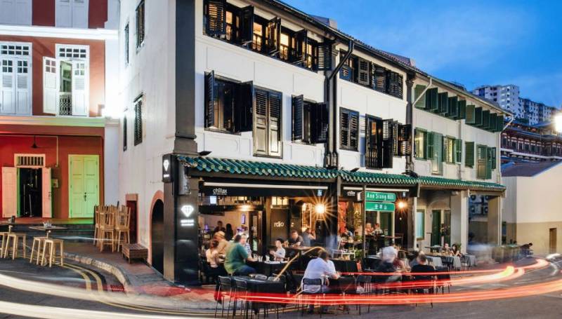 中國飛新加坡乘客免隔離！中國網友：抱歉今年不來了！新加坡：沒事我等你