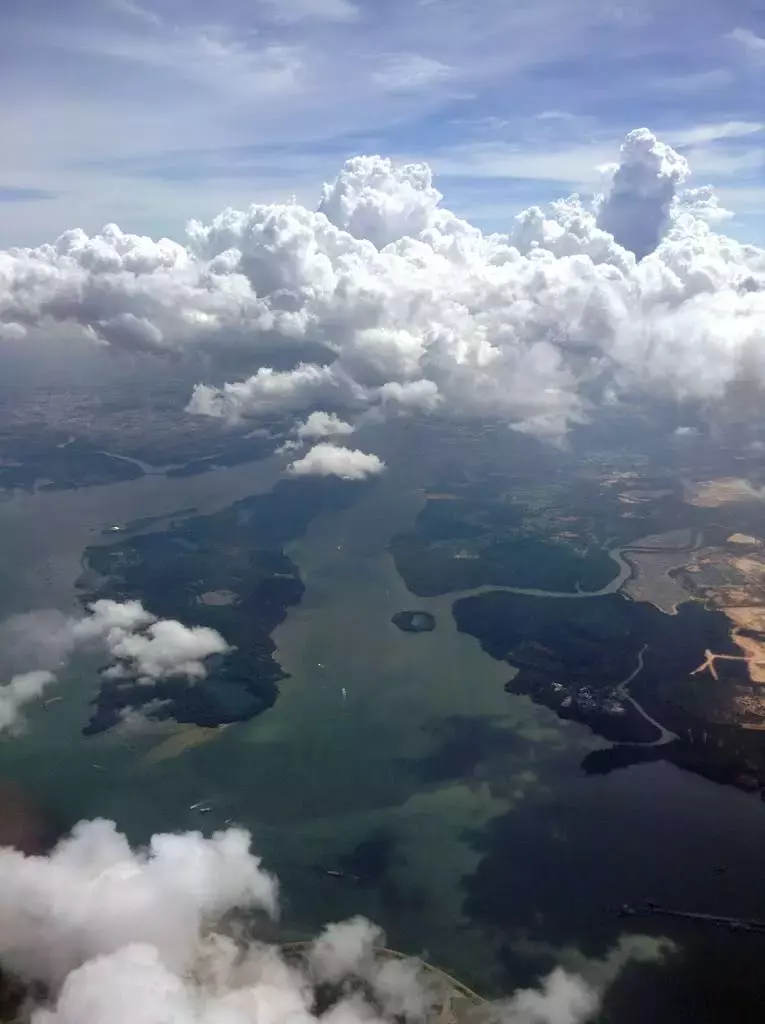 新加坡人深夜排队，翻新一年多的网红景点又开了
